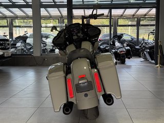 Harley-Davidson FLTRXS Road Glide Special 114ci LED - bilder 4