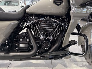 Harley-Davidson FLTRXS Road Glide Special 114ci LED - bilder 11