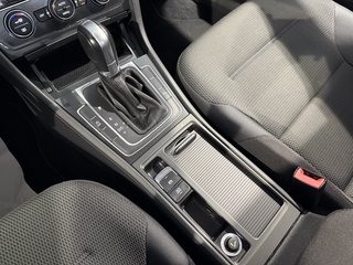 Volkswagen Golf VII DSG Comfortline BMT SHZ Touch GrDisplay - bilder 20