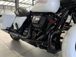 Harley-Davidson FLHXS Street Glide Special 114 APE LED - bilder 11