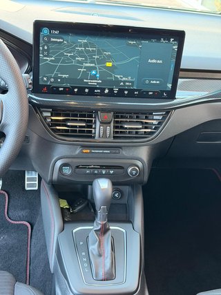 Ford Focus Turnier ST-Line X, ACC, LED; B&O, Apple Carplay,MHEV - bilder 8
