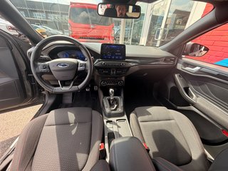 Ford Focus Turnier ST-Line X, BLIS, LED-Scheinwerfer; Key Free; elektr. Heckklappe - bilder 5