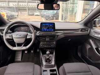 Ford Focus ST-Line, LED Scheinwerfer, Head-up Display - foto 5