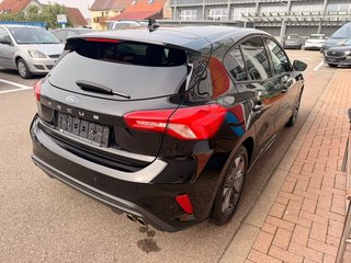 Ford Focus ST-Line, LED Scheinwerfer, Head-up Display - foto 10