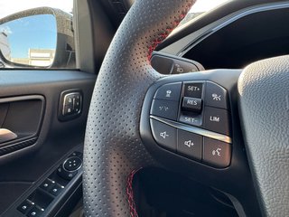 Ford Kuga Hybrid ST-Line X Pano ACC HuD Winter Paket - bilder 6