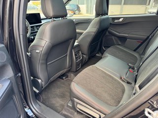 Ford Kuga Hybrid ST-Line X Pano ACC HuD Winter Paket - bilder 9