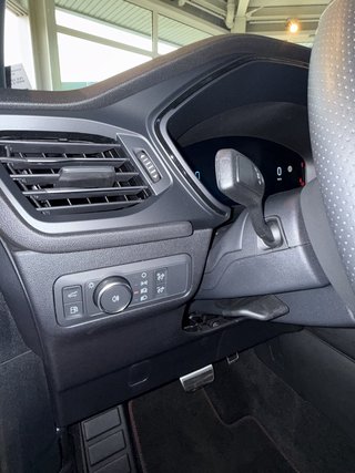 Ford Kuga Plug-In Hybrid ST-Line X/Winter-Paket/LED - bilder 10