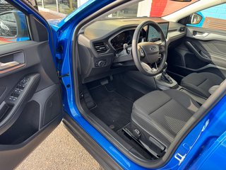 Ford Focus Titanium Winter Paket AHK B&O Fahrerassist - bilder 4