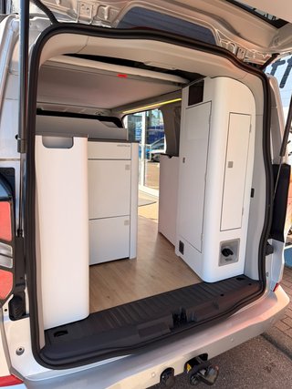 Ford Transit Custom Nugget 320 L1 Titanium Aufstelldach , AHK, ACC, MARKISE - bilder 9