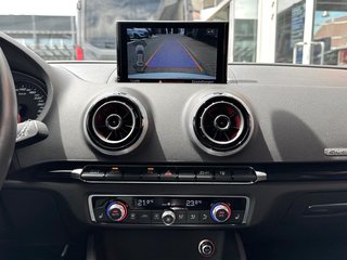Audi RS 3 Sportback 2.5 TFSI quattro Pano ACC Fernlichtassistent RS Design Paket - bilder 6