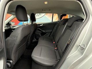 Ford Focus Turnier Titanium Hybrid/DSG/AHK/ACC/B&O - bilder 10