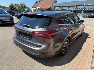 Ford Focus Titanium Turnier, ACC, Toter-Winkel, Elektrische Heckklappe, Key Free - bilder 6