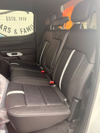 Ford Ranger Plug-in-Hybrid Stormtrak e-4WD Doppelkabine - bilder 4