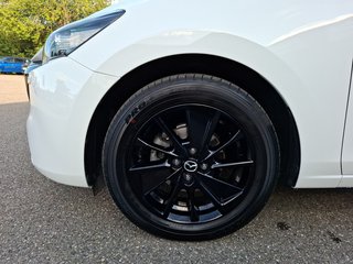 Mazda 2 Homura 1.5 KLIMA / NAVI / ALU / 5-TÜRER - bilder 8