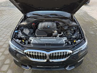 BMW 320 d xDrive Luxury Line AUTOMATIK / LEDER / AHK / SCHIEBEDACH - bilder 7