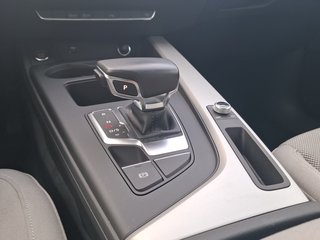 Audi A4 Avant 35 TFSI S-TRONIC / AHK / PANORAMA / LED / NAVI - foto 4