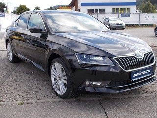 Skoda Superb Vorführfahrzeug Kaufen
