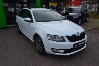 Skoda Octavia Combi Gebrauchtwagen Kaufen