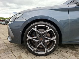 CUPRA Leon VZ 2.0 TSI 4Drive DSG / ACC / AHK/ MATRIX / NAVI - foto 8