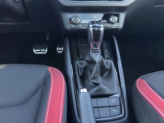 Skoda Kamiq 1.5 TSI Monte Carlo DSG / NAVI / LED / SITZHEIZUNG - bilder 3