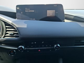 Mazda 3 2.0 X 186PS 6AG FWD Exclusive-Line - foto 8