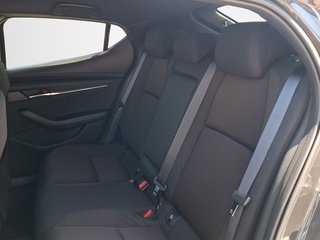 Mazda 3 2.0 X 186PS 6AG FWD Exclusive-Line - foto 10