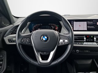 BMW 118 i Advantage AUTOMATIK / SITZHEIZUNG / NAVI / HARMAN-KARDON - bilder 1