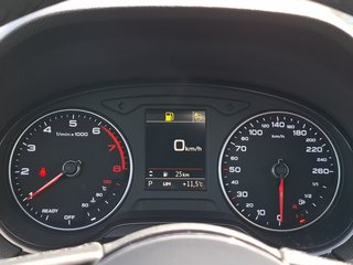 Audi Q2 35 TFSI S-TRONIC / NAVI / AHK / LED / SITZHEIZUNG / KAMERA - foto 2