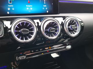 Mercedes-Benz A 35 AMG 4Matic AUTOMATIK / LED / AHK / NAVI / BURMESTER - foto 4