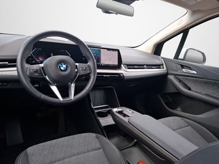 BMW 218 i Active Tourer AUTOMATIK / NAVI / LED / HEAD-UP / SITZHEIZUNG - bilder 5