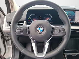 BMW 218 i Active Tourer AUTOMATIK / NAVI / LED / HEAD-UP / SITZHEIZUNG - bilder 6