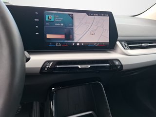BMW 218 i Active Tourer AUTOMATIK / NAVI / LED / HEAD-UP / SITZHEIZUNG - bilder 8