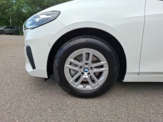 BMW 218 i Active Tourer AUTOMATIK / NAVI / LED / HEAD-UP / SITZHEIZUNG - bilder 13