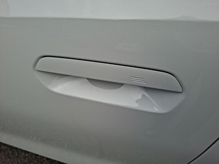 BMW 218 i Active Tourer AUTOMATIK / NAVI / LED / HEAD-UP / SITZHEIZUNG - bilder 14