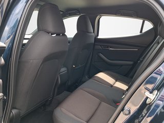 Mazda 3 Centre-Line 2.5 e-Skyactiv AUTOMATIK / NAVI / KAMERA - foto 10