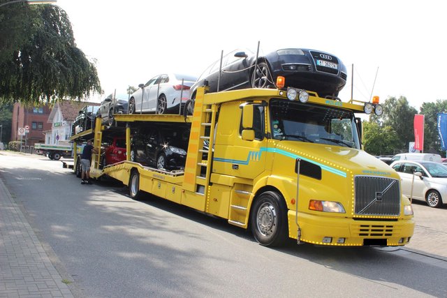 Bilder & Rundgang Atlas Automobile