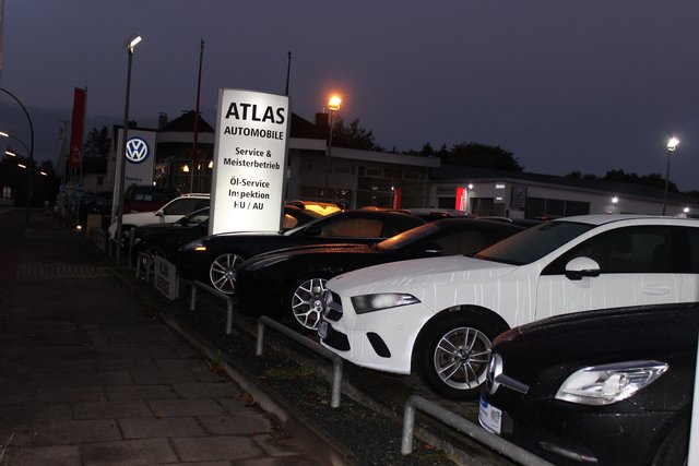 Bilder & Rundgang Atlas Automobile