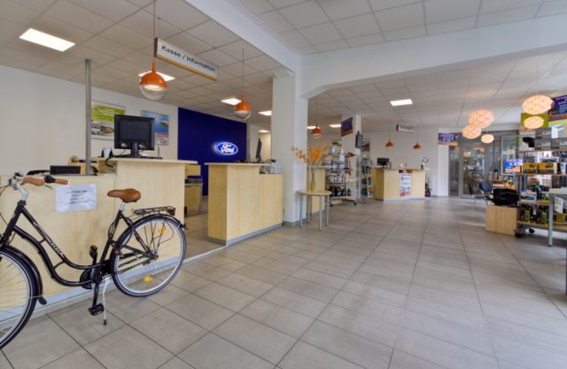 Ford Store · Autohaus Tobaben · Harburg