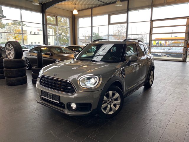 MINI Cooper Countryman Year-old for sale