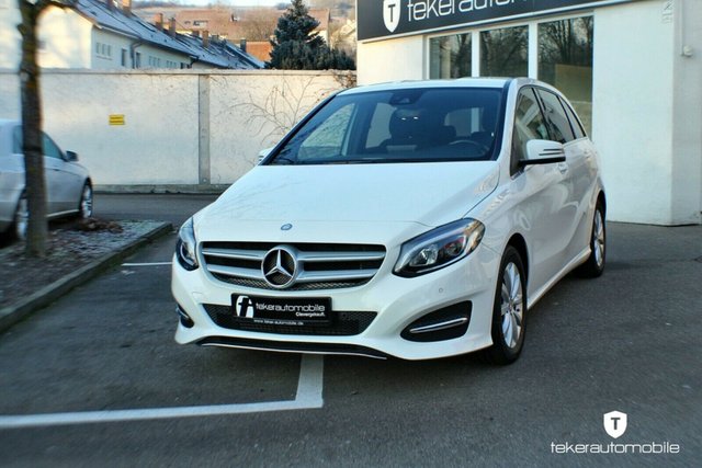 Mercedes-Benz B 180 d Style LED Navi Gebrauchtwagen Kaufen | EZ 09/2015