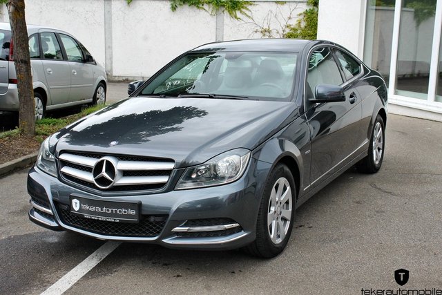 Mercedes-Benz C 180 Coupe Navigation Used vehicle for sale | First registration 05/2012