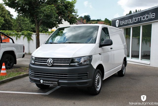 Volkswagen T6 Transporter Kasten Euro 6 Used vehicle for sale | First registration 03/2017