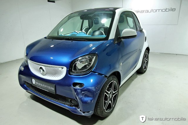 Smart fortwo coupe Proxy Twinamic Unfall Used vehicle for sale | First registration 05/2015