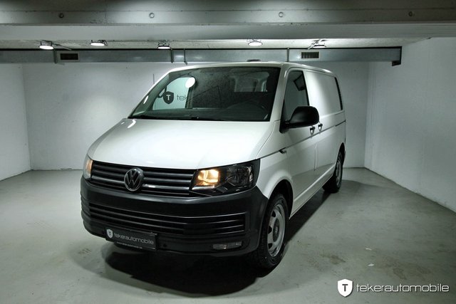 Volkswagen T6 Transporter Kasten DSG *204PS* Used vehicle for sale | First registration 09/2018