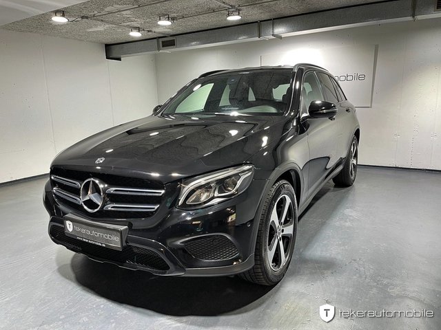 Mercedes-Benz GLC 250 d 4Matic EXCLUSIVE Navi AHK Night Used vehicle for sale | First registration 05/2018