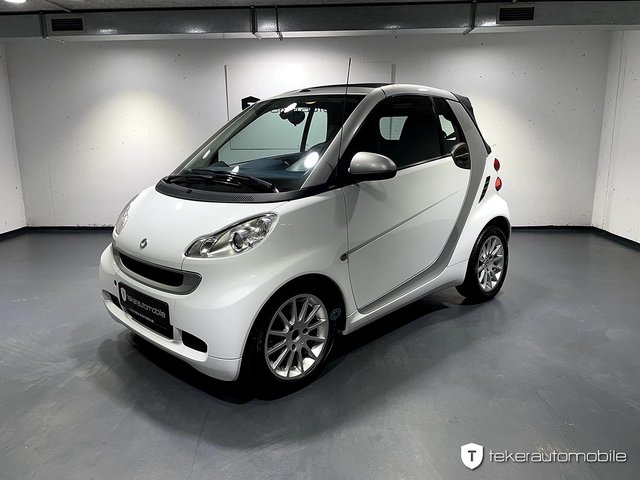 Smart fortwo cabrio MHD Navi Gebrauchtwagen Kaufen | EZ 06/2011