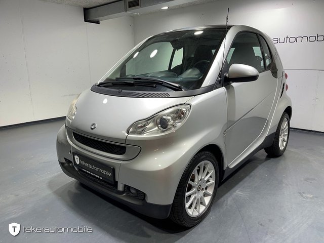Smart fortwo coupe MHD *Navi*Standheizung* Micro Hybrid Drive Gebrauchtwagen Kaufen | EZ 12/2009