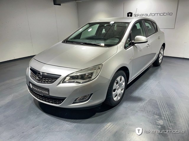 Opel Astra J 1.6 5-trg. Edition Used vehicle for sale | First registration 03/2010