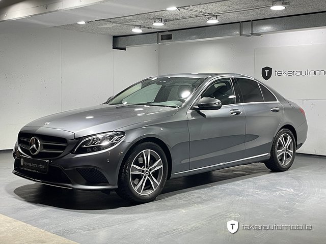 Mercedes-Benz C 180 Avantgarde *Navi*LED*Aut.*CarPlay*wenig Km* Used vehicle for sale | First registration 04/2020 | Price 25.990 €