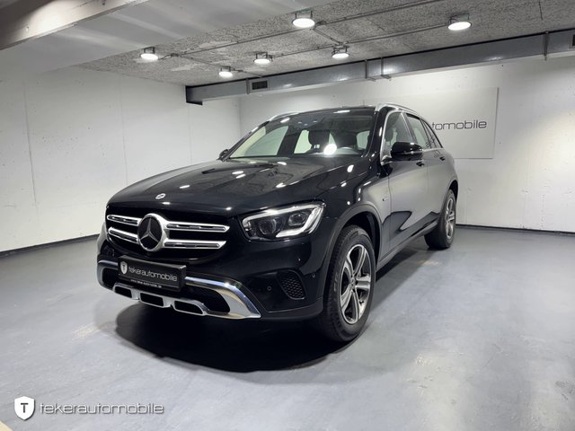 Mercedes-Benz GLC 300 de 4Matic *LED*CarPlay*Burmester*Kamera* Gebrauchtwagen Kaufen | EZ 02/2021